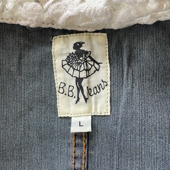 Vintage Inspired Cropped Jacket - Picture 8 of 9